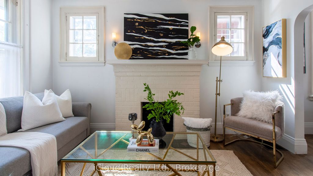 Photo of 605 Maitland Street, London East, ON N6B 2Z8 (MLS # X12596364)