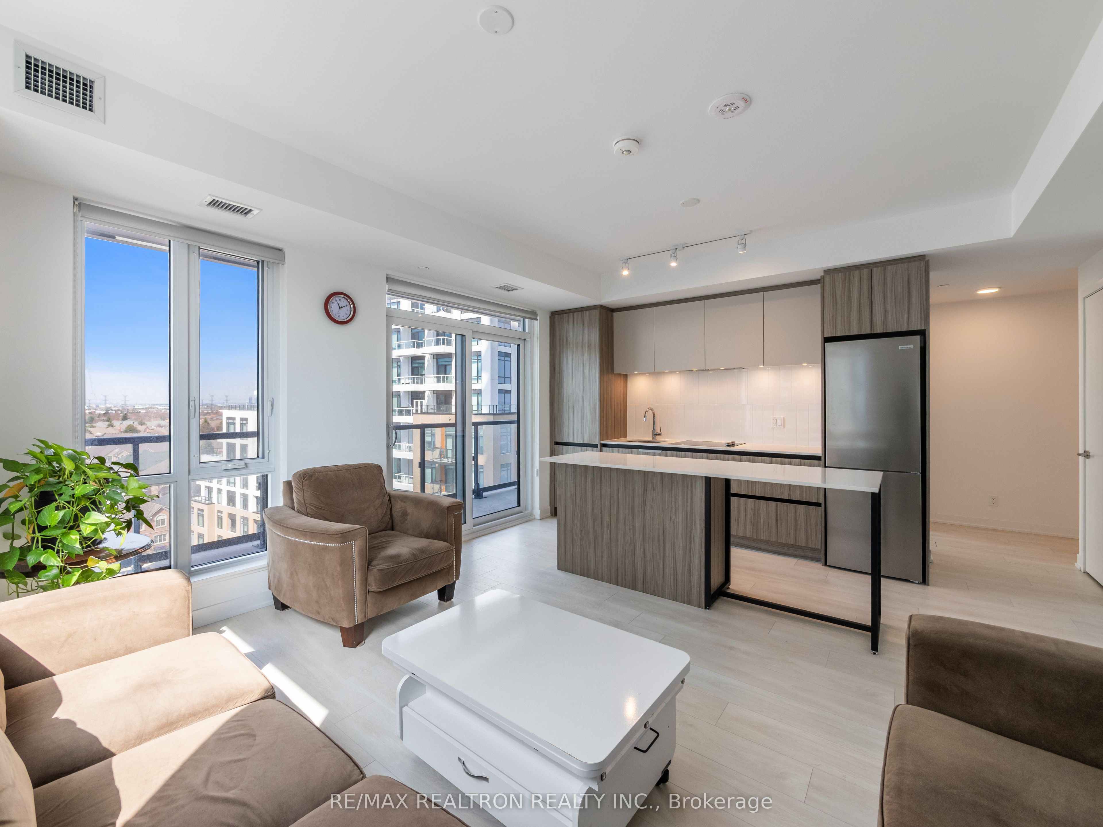 7950 Bathurst Street 0911 Tower B