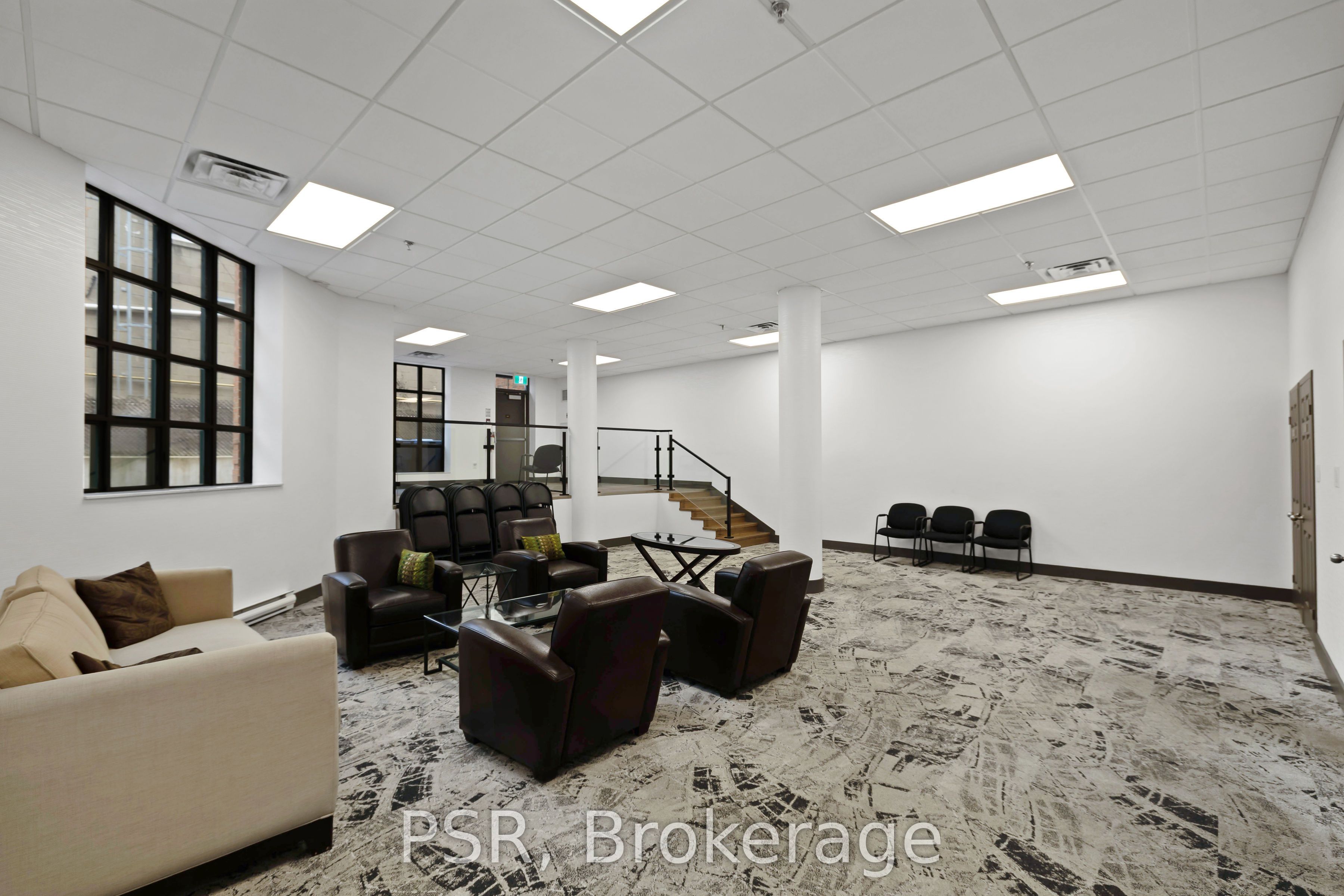 185 Robinson Street 312