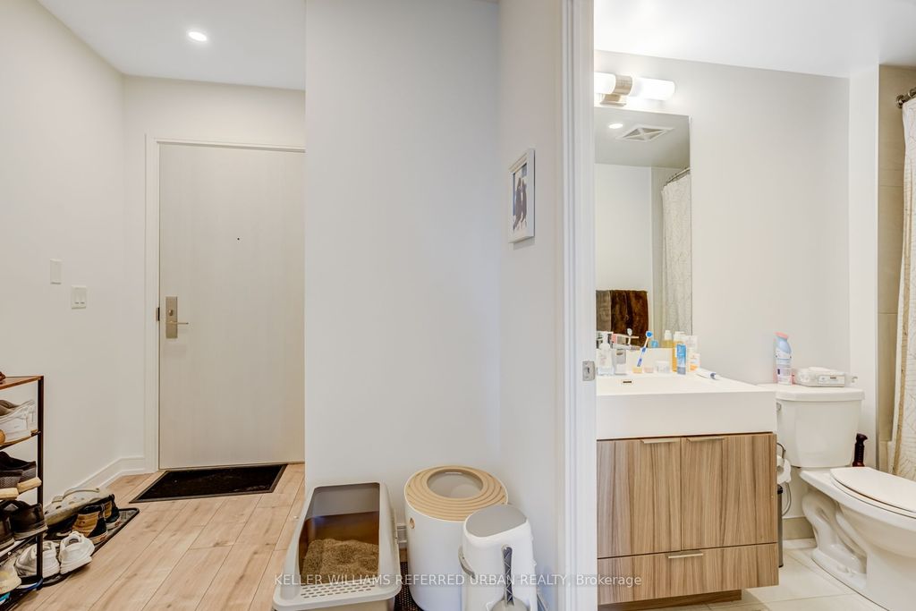 Photo of 30 Samuel Wood Way #401, Toronto, ON M9B 0C9 (MLS # W13092960)