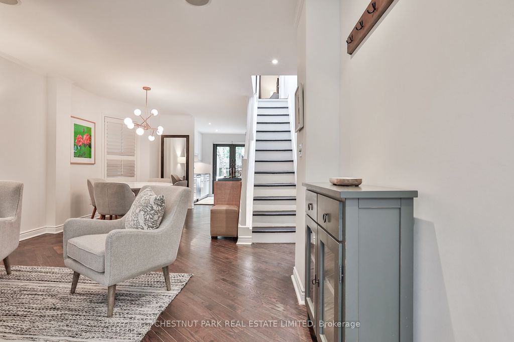 Photo of 52 West Avenue W, Toronto, ON M4M 2L8 (MLS # E13425474)