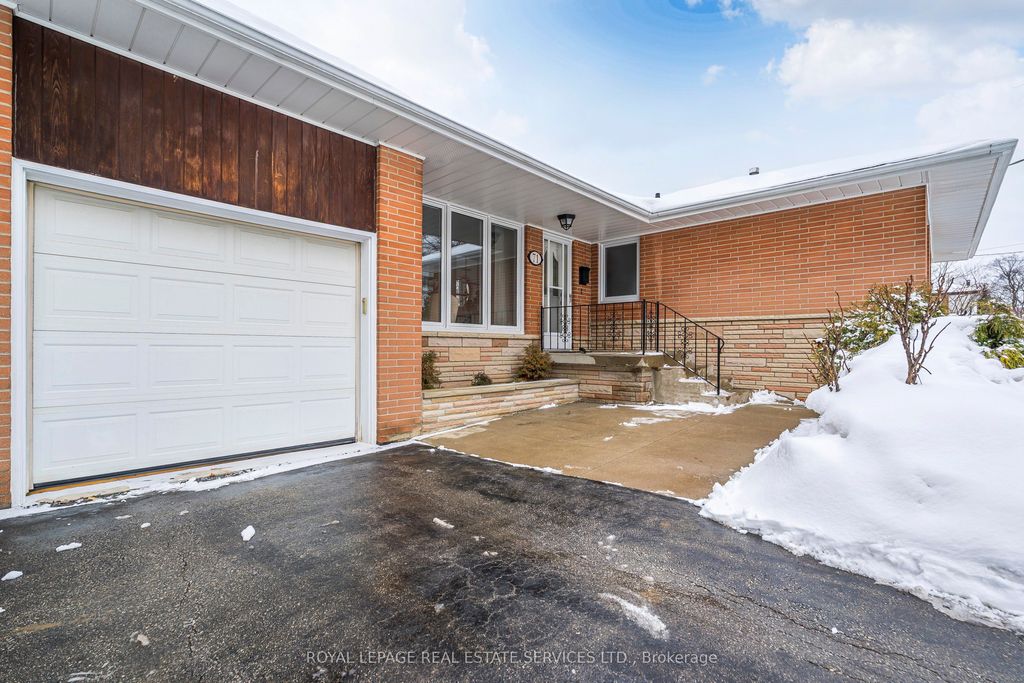 Photo of 71 Hillcroft Drive, Toronto, ON M9B 4X6 (MLS # W12821976)