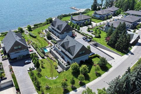 10 Maple Grove Drive 26 Oakville ON L6J 0E1