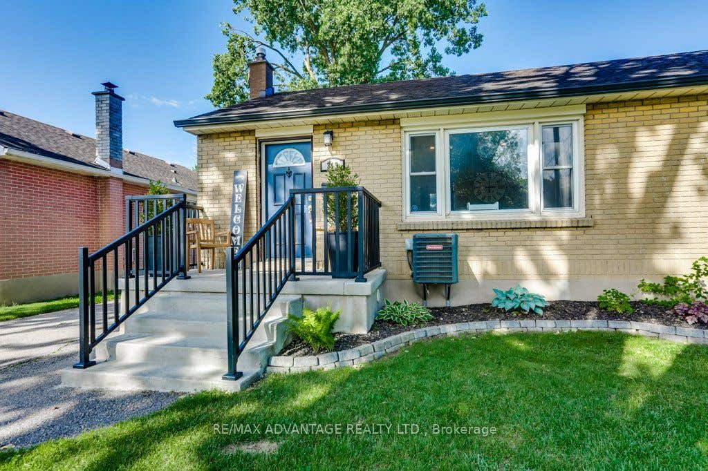 Photo of 319 Manitoba Street, London East, ON N5W 4W2 (MLS # X13471478)