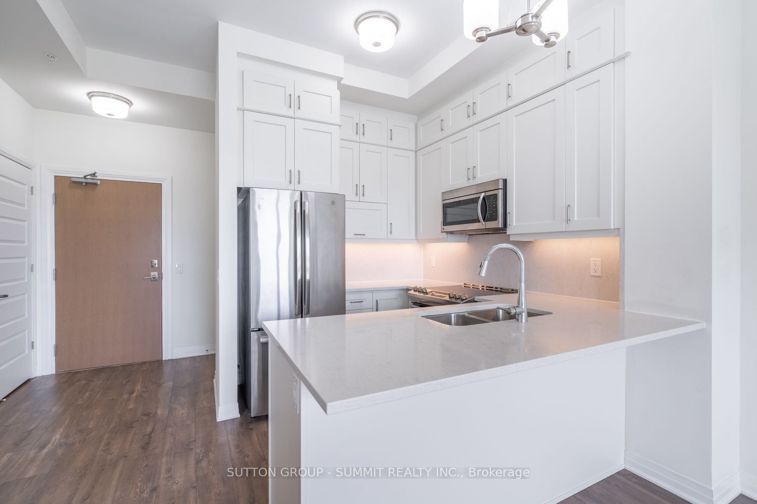 1105 LEGER Way 616