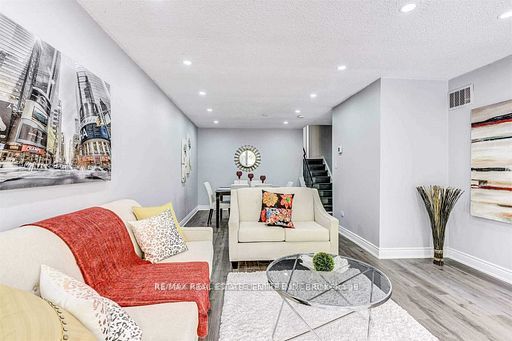7201 Joliette Crescent Upper Level
