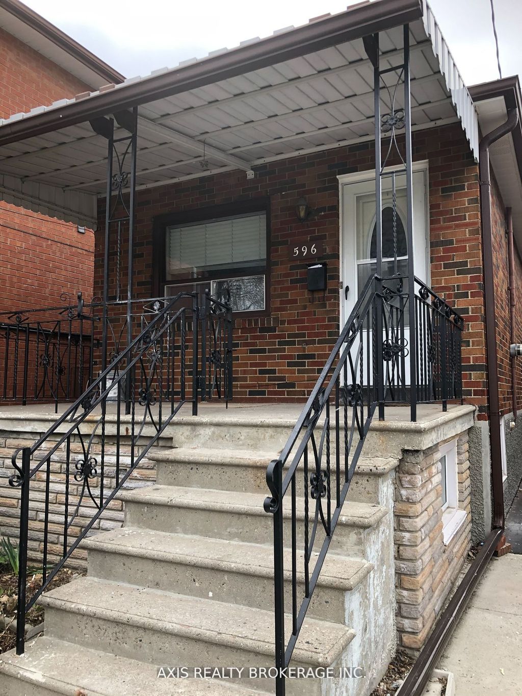 Photo of 596 Glenholme Avenue, Toronto, ON M6E 3G4 (MLS # C12463690)