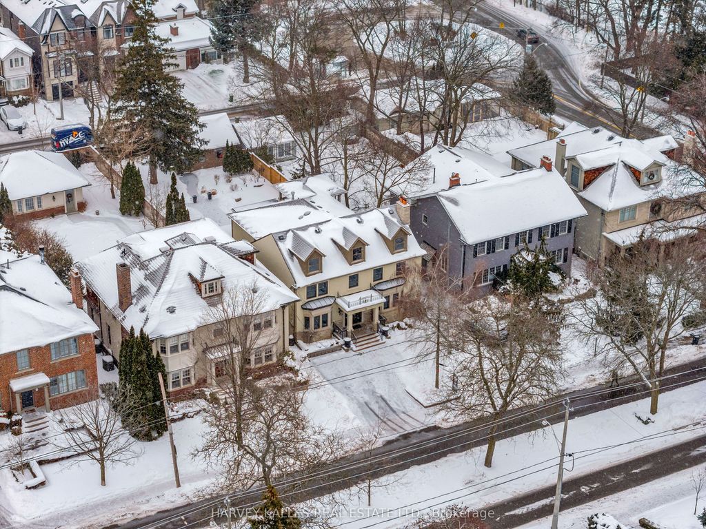 Photo of 72 Teddington Park Avenue, Toronto, ON M4N 2C6 (MLS # C12729066)