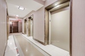 33 Bay Street 4903