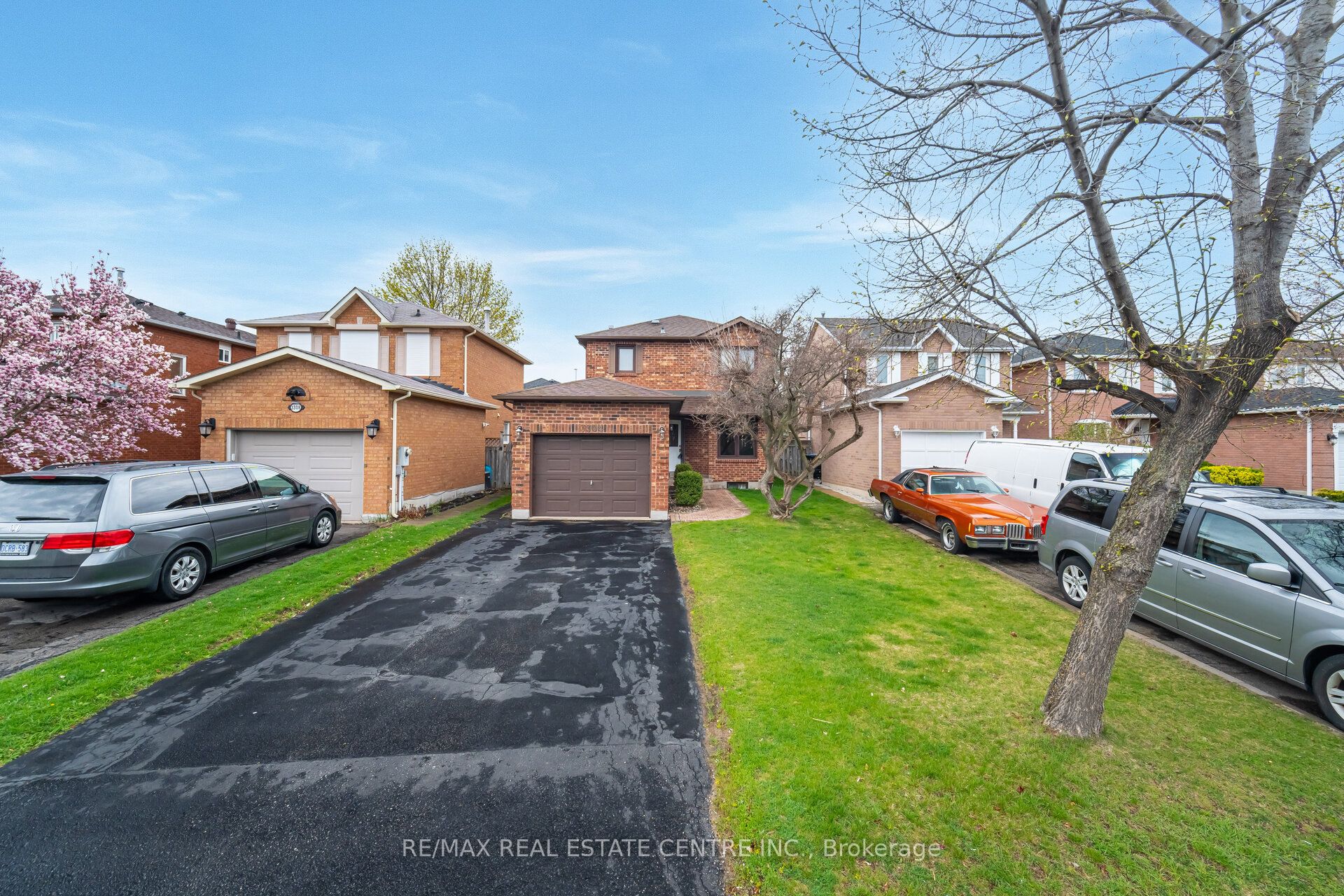 3304 Greenbelt Crescent