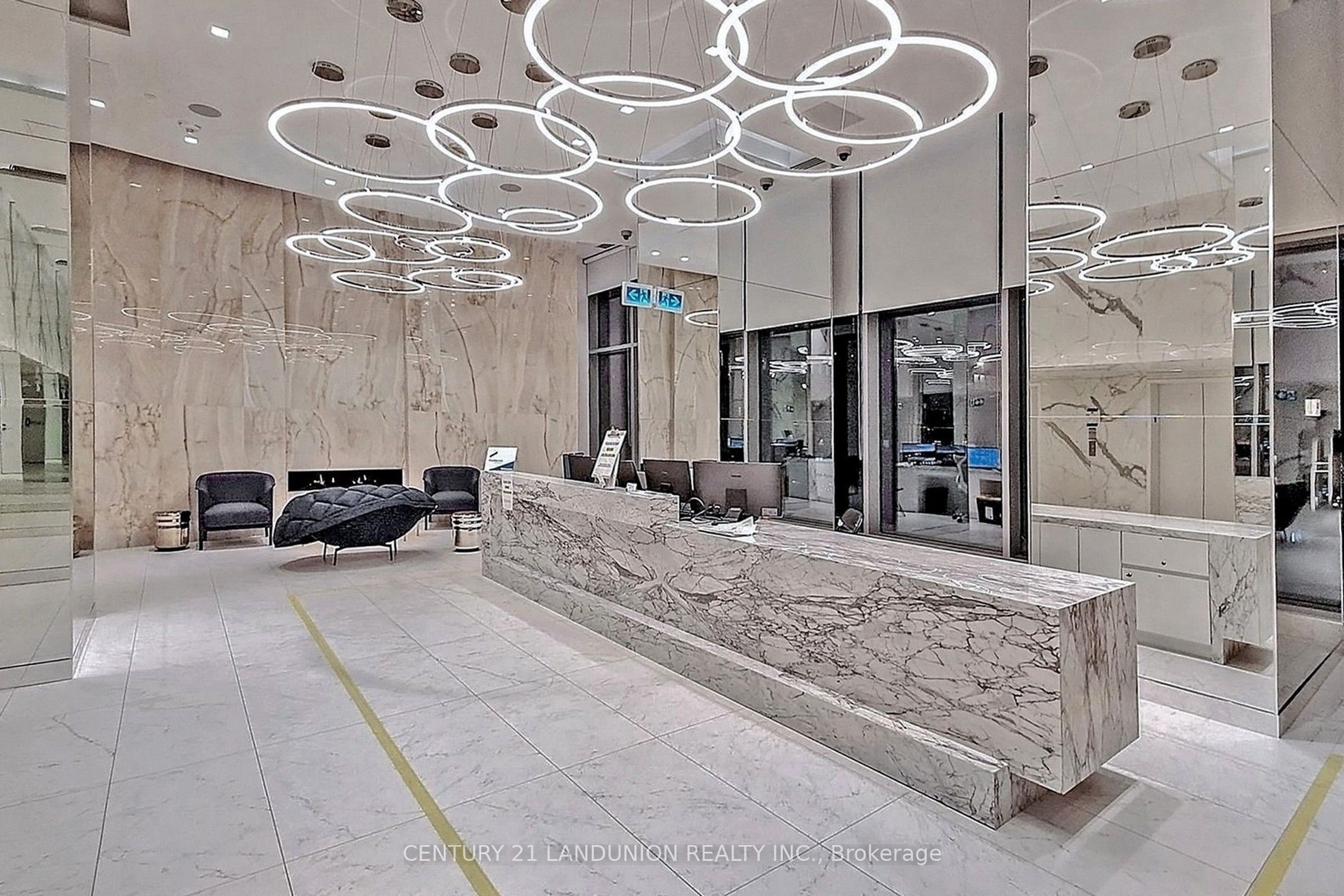 251 Jarvis Street 1423