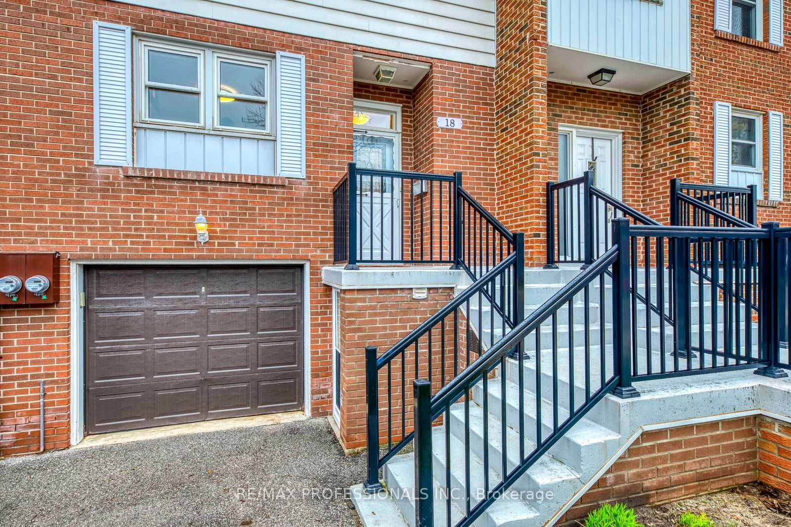 17 Centennial Park Road 18