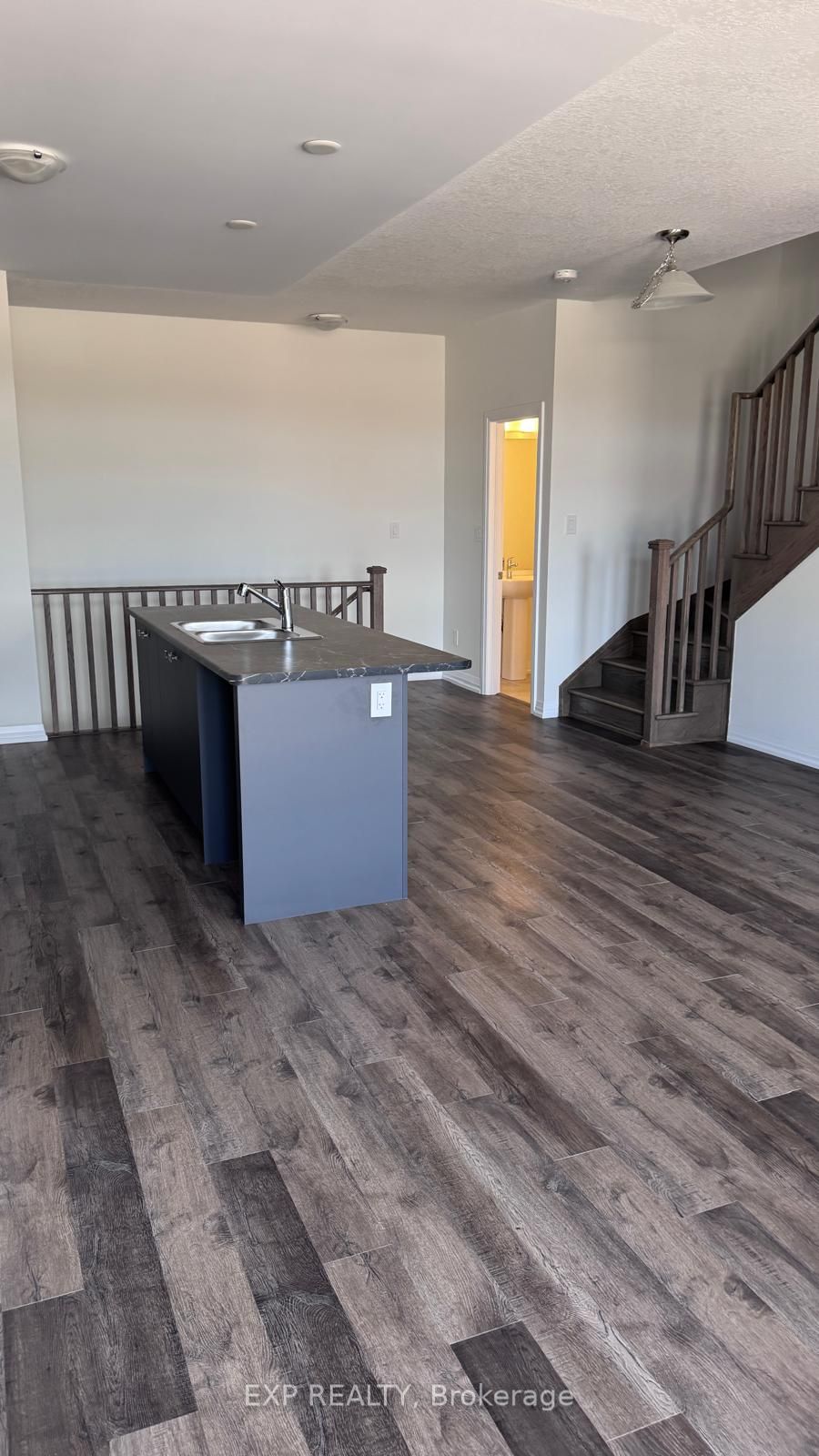 47 Stanley Ave Crescent