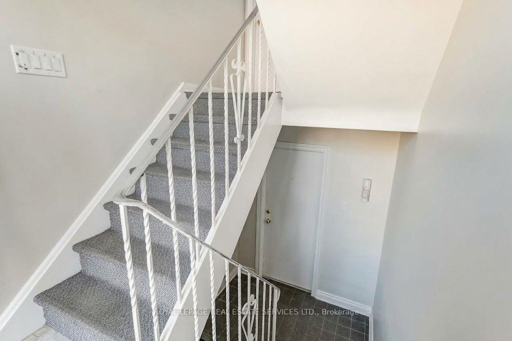 74 Burlington Street 1