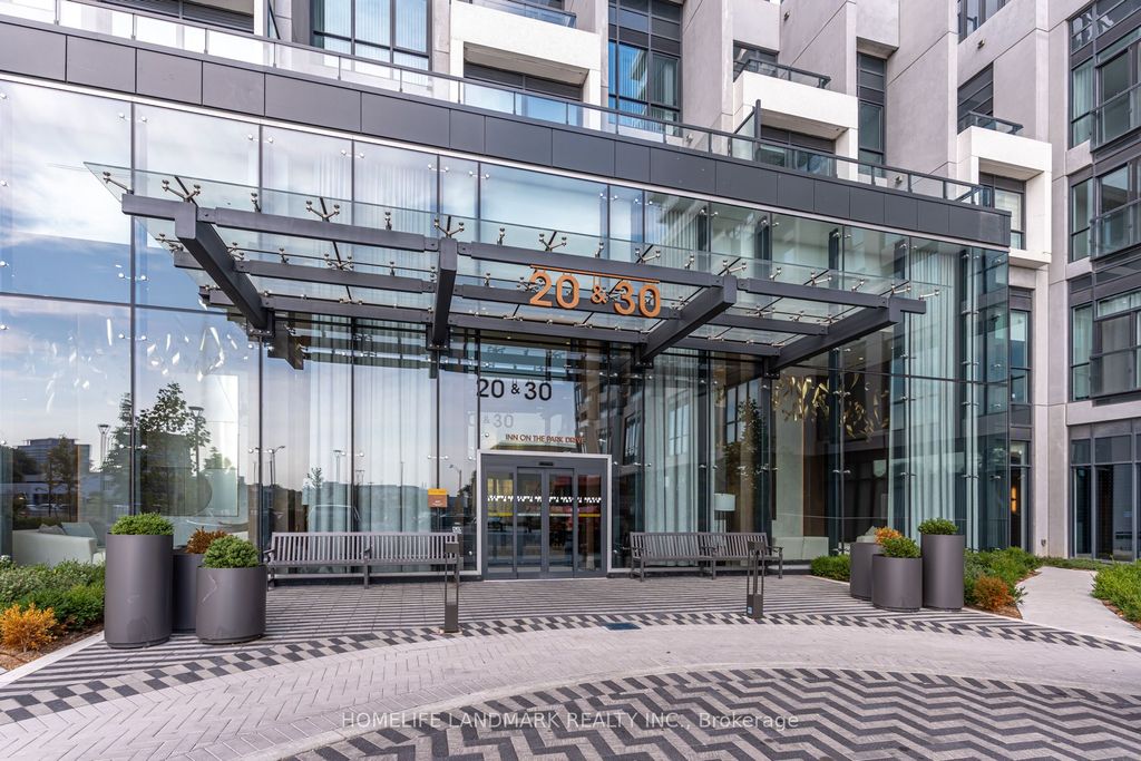 Photo of 30 Inn On The Park Drive #512, Toronto, ON M3C 0P7 (MLS # C12859956)