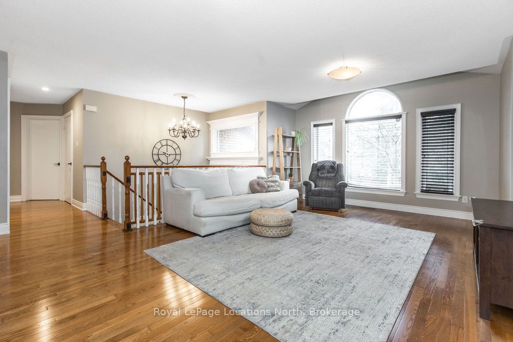 158 FERNBROOK Drive