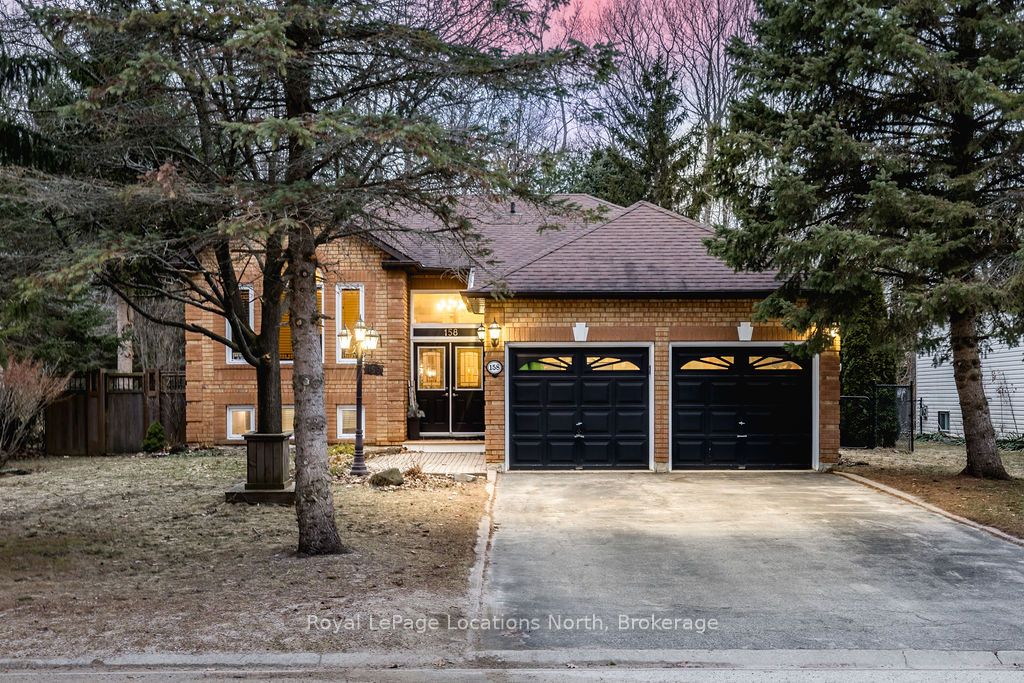 158 FERNBROOK Drive