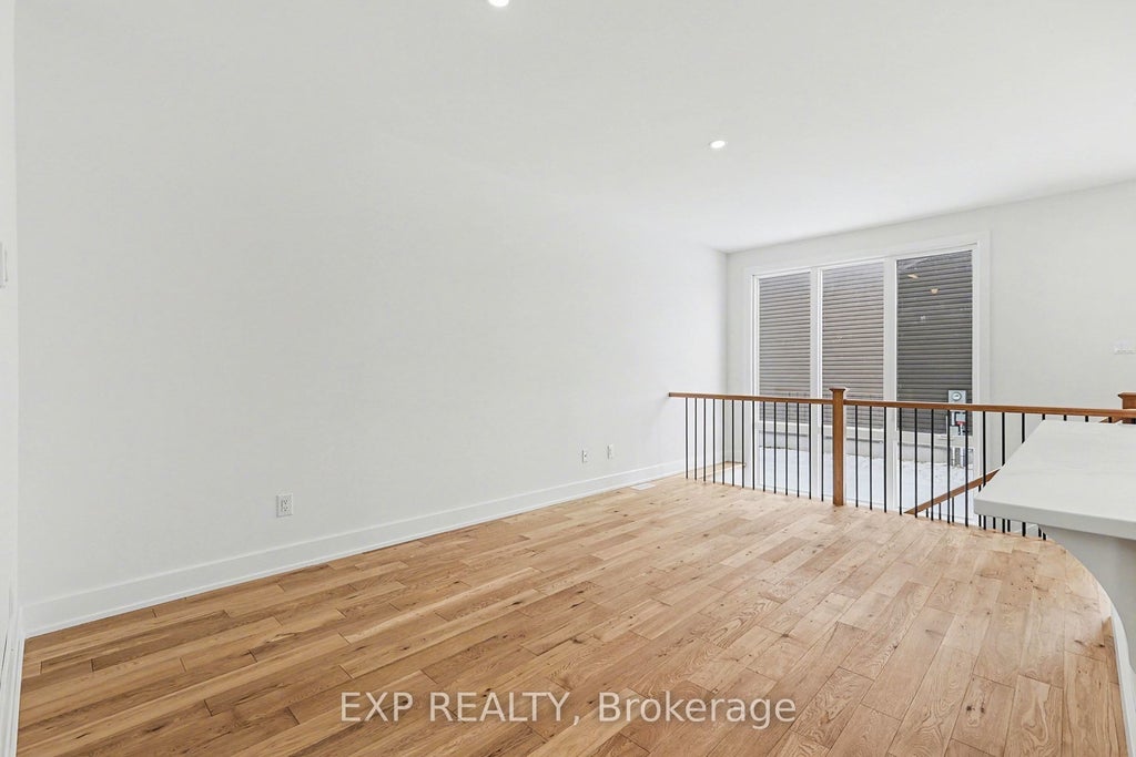 Photo of 1186 Cope Drive, Stittsville - Munster - Richmond, ON K2S 3C4 (MLS # X13707954)