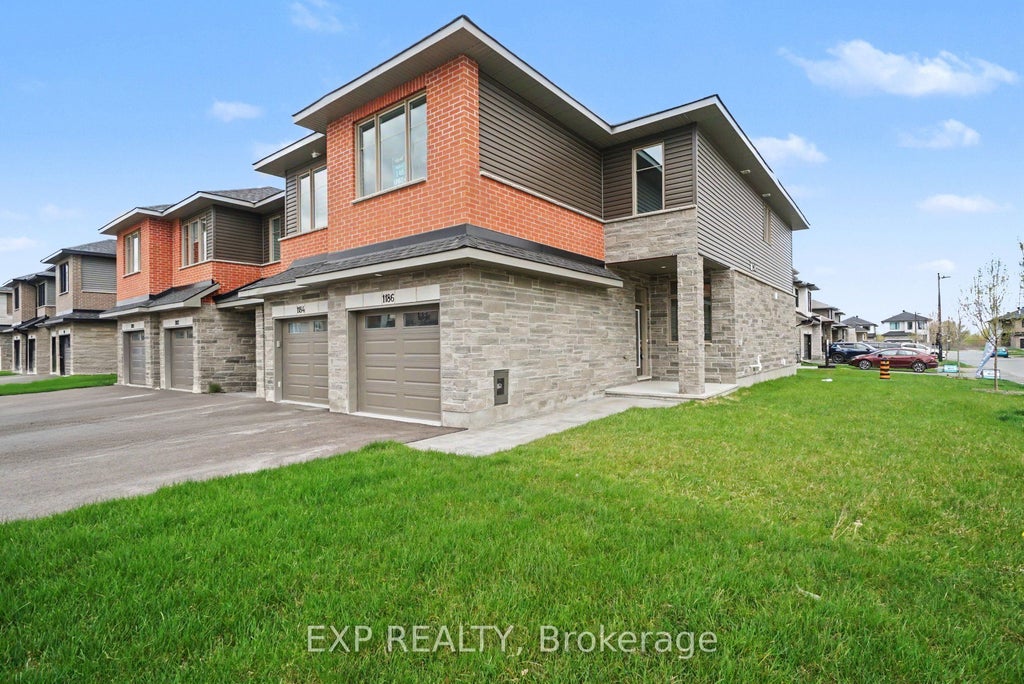 Photo of 1186 Cope Drive, Stittsville - Munster - Richmond, ON K2S 3C4 (MLS # X13707954)