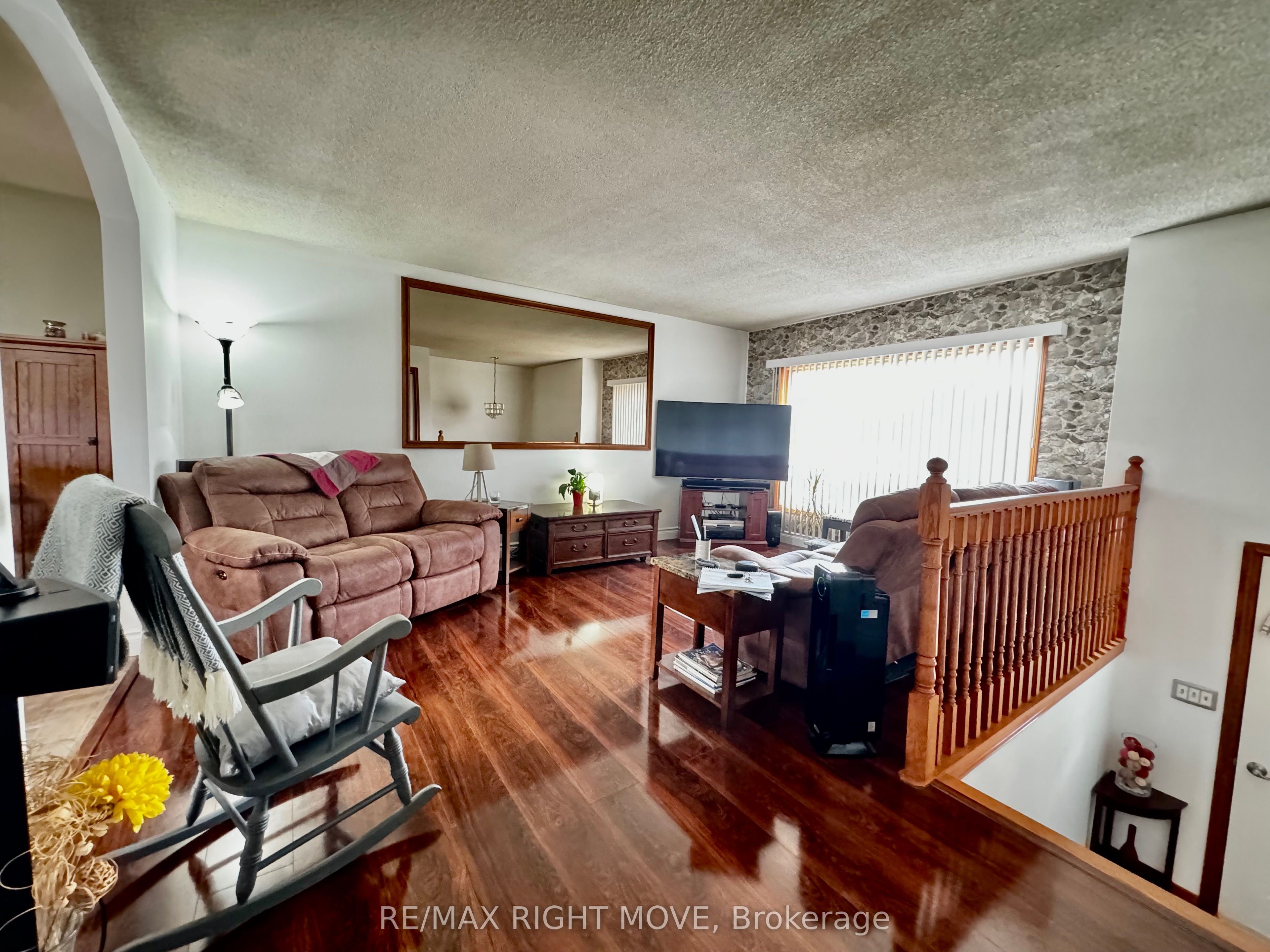 8 Gaudaur Court