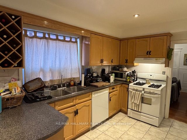 33 Salem Avenue Main Floor