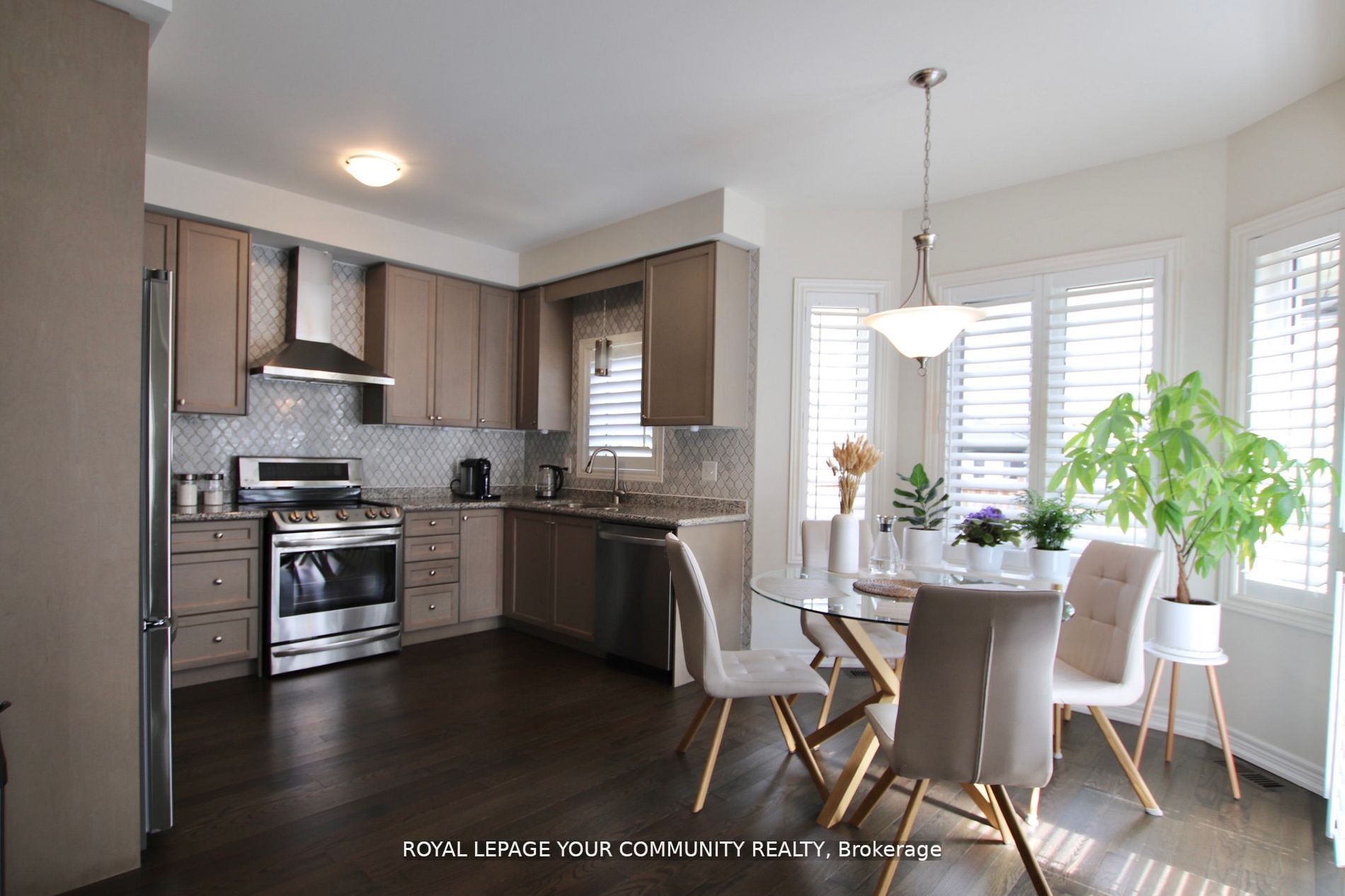 101 Thornbush Boulevard