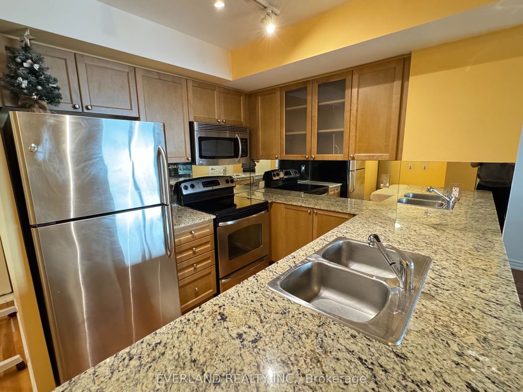 Photo of 761 Bay Street #3009, Toronto, ON M5G 2R2 (MLS # C12407387)
