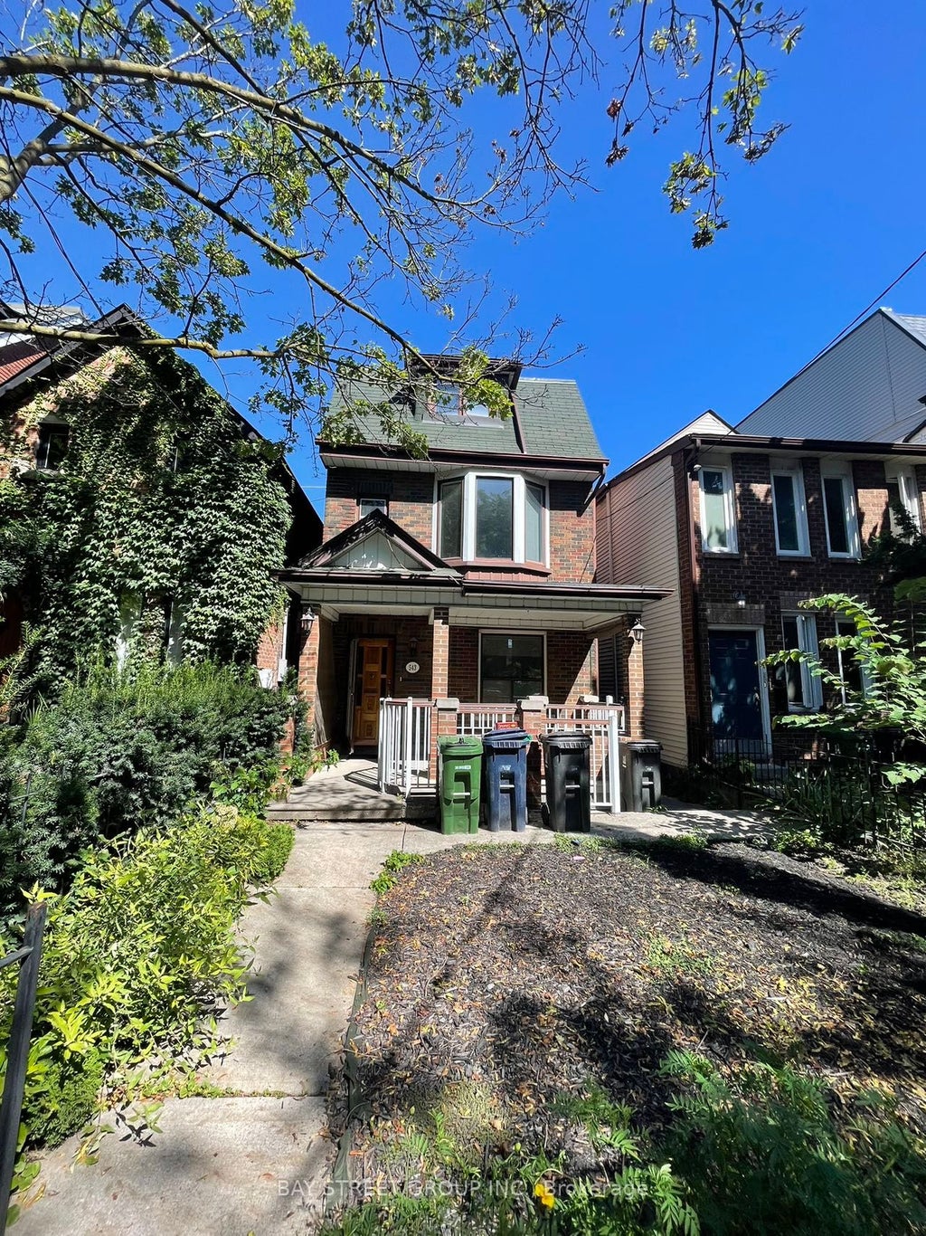 Photo of 543 Crawford Street, Toronto, ON M6G 3J9 (MLS # C13650166)