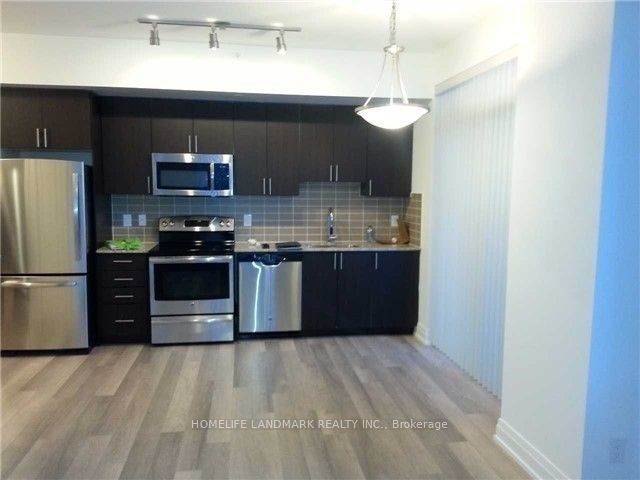 7167 Yonge Street 902