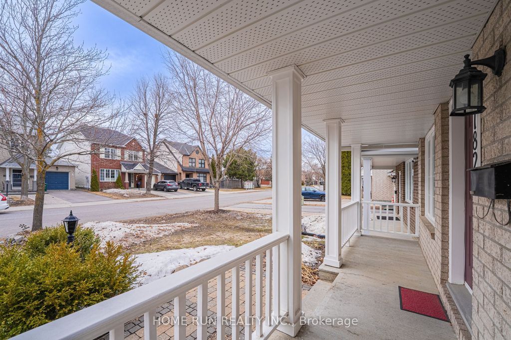 Photo of 182 Windhurst Drive, Barrhaven, ON K2G 6J4 (MLS # X12954610)