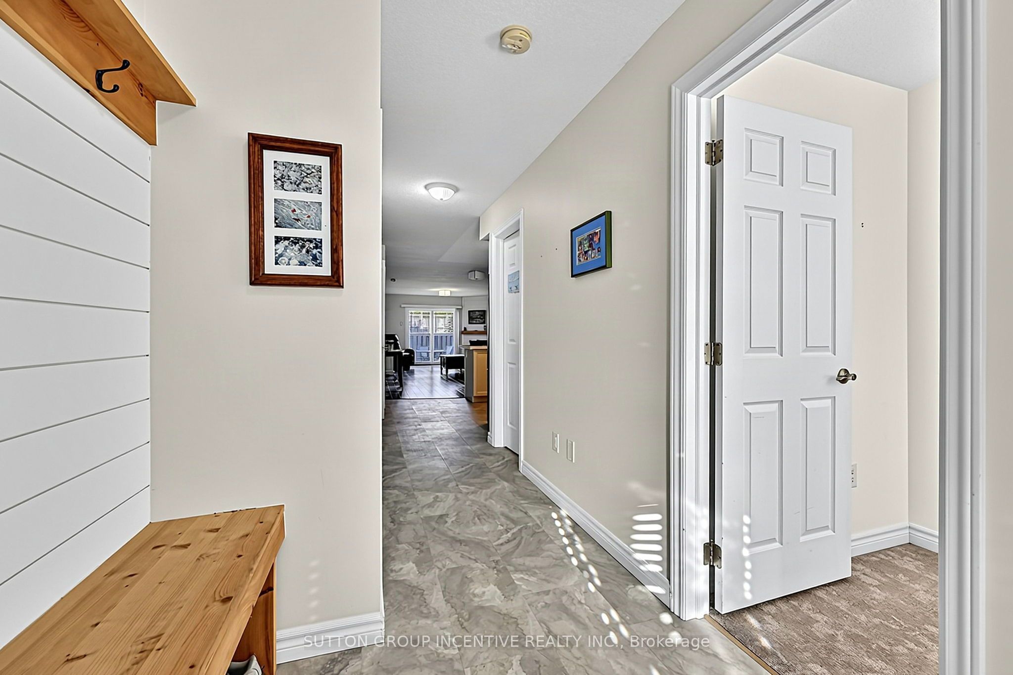 95 Lucy Lane