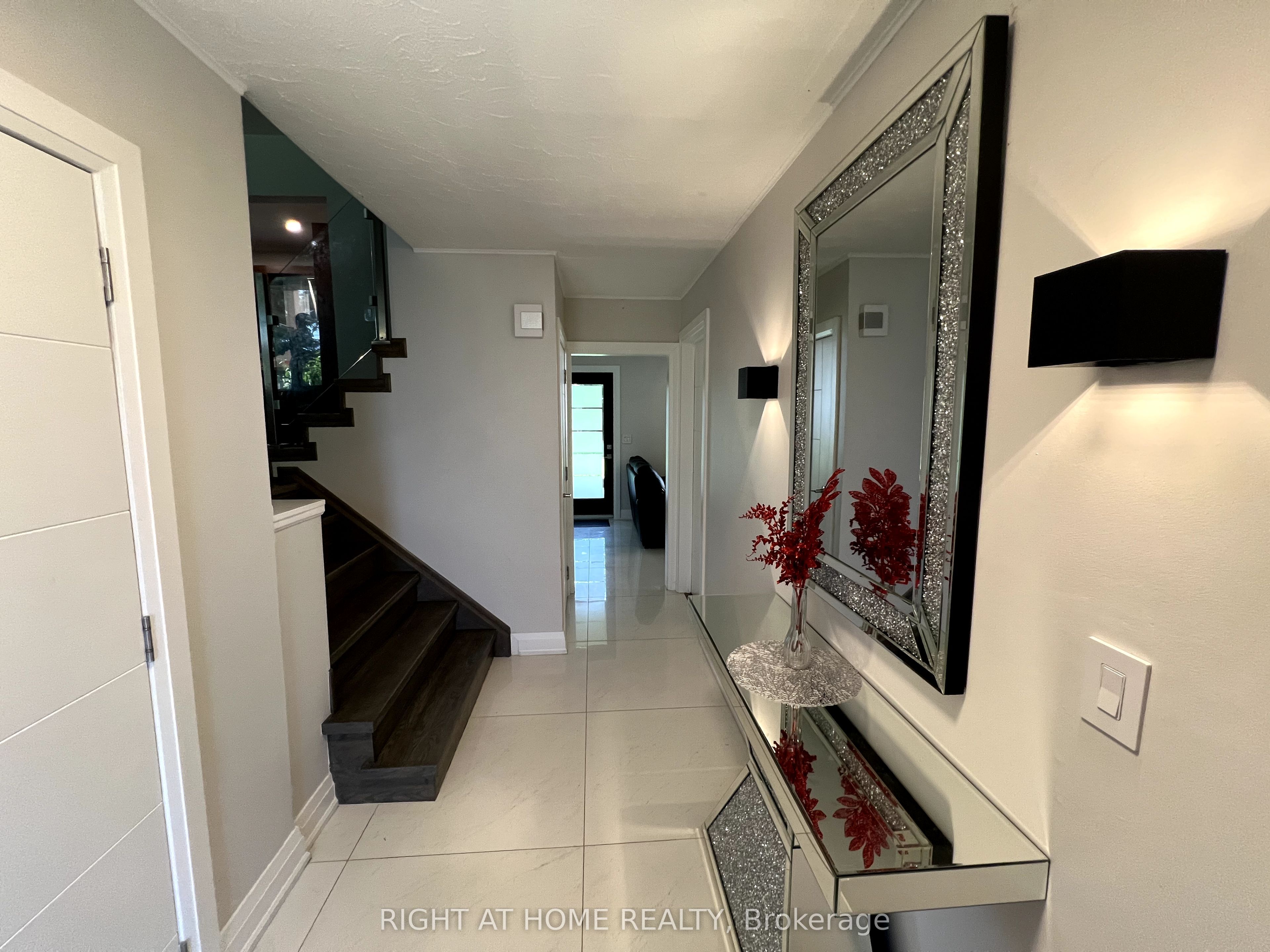 310 Admiral Road