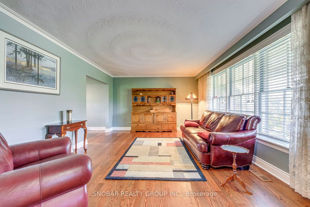 Photo of 39 Beaver Bend Crescent, Toronto, ON M9B 5R2 (MLS # W12873890)