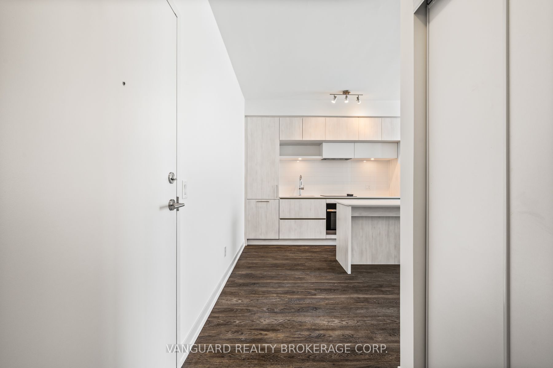 2 David Eyer Road 1126