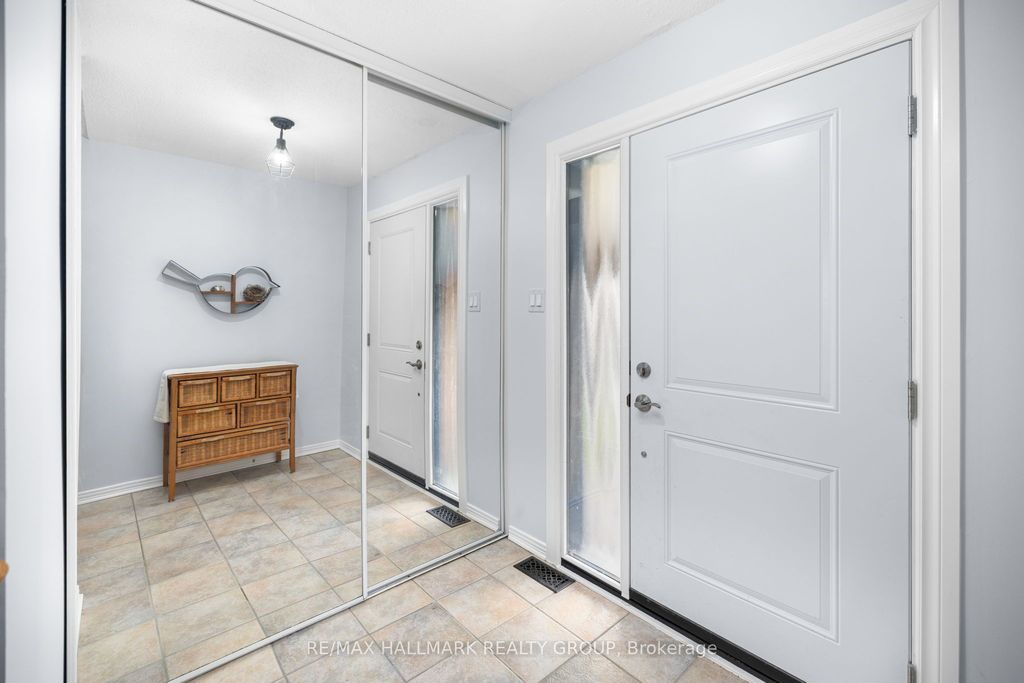 Photo of 54 Fireside Crescent, Hunt Club - South Keys and Area, ON K1T 1Z4 (MLS # X13165472)