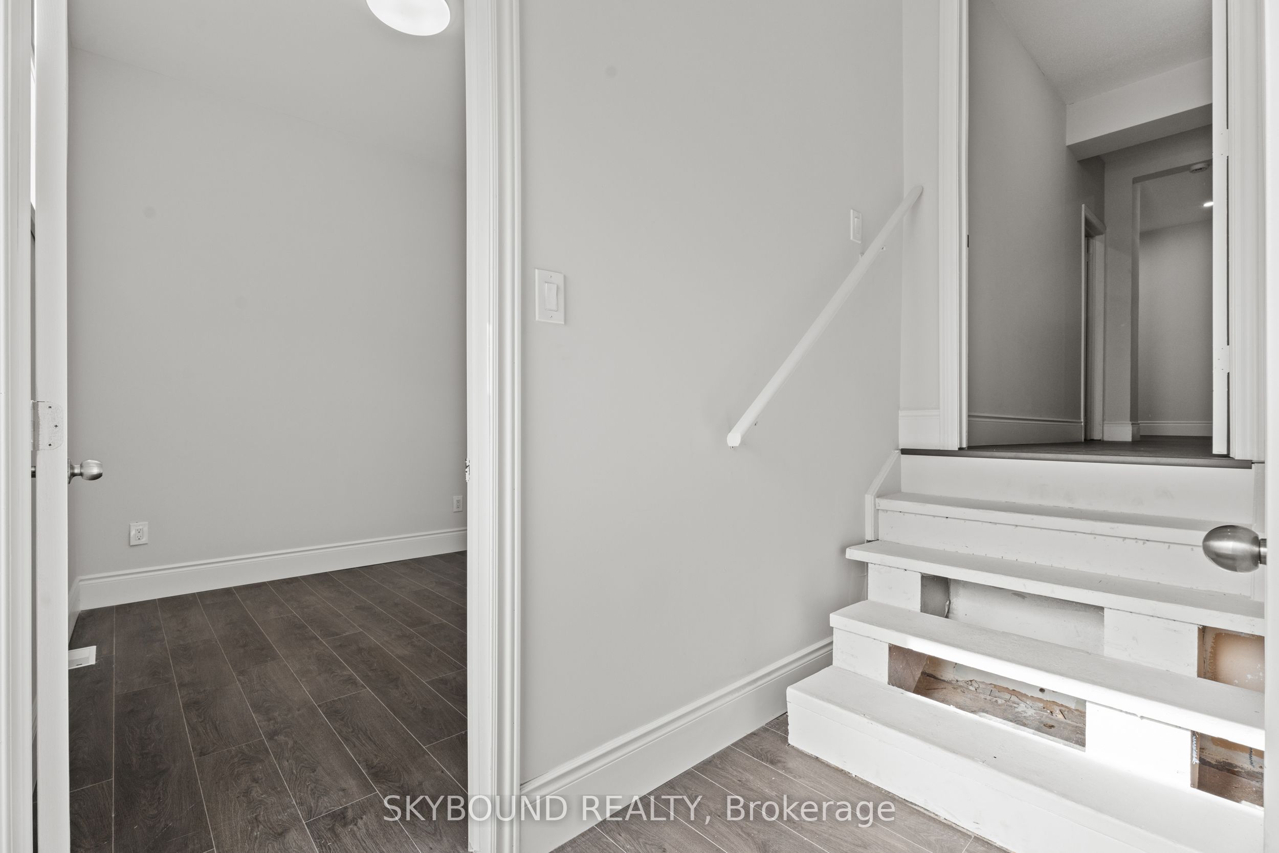 65 colborne Street W