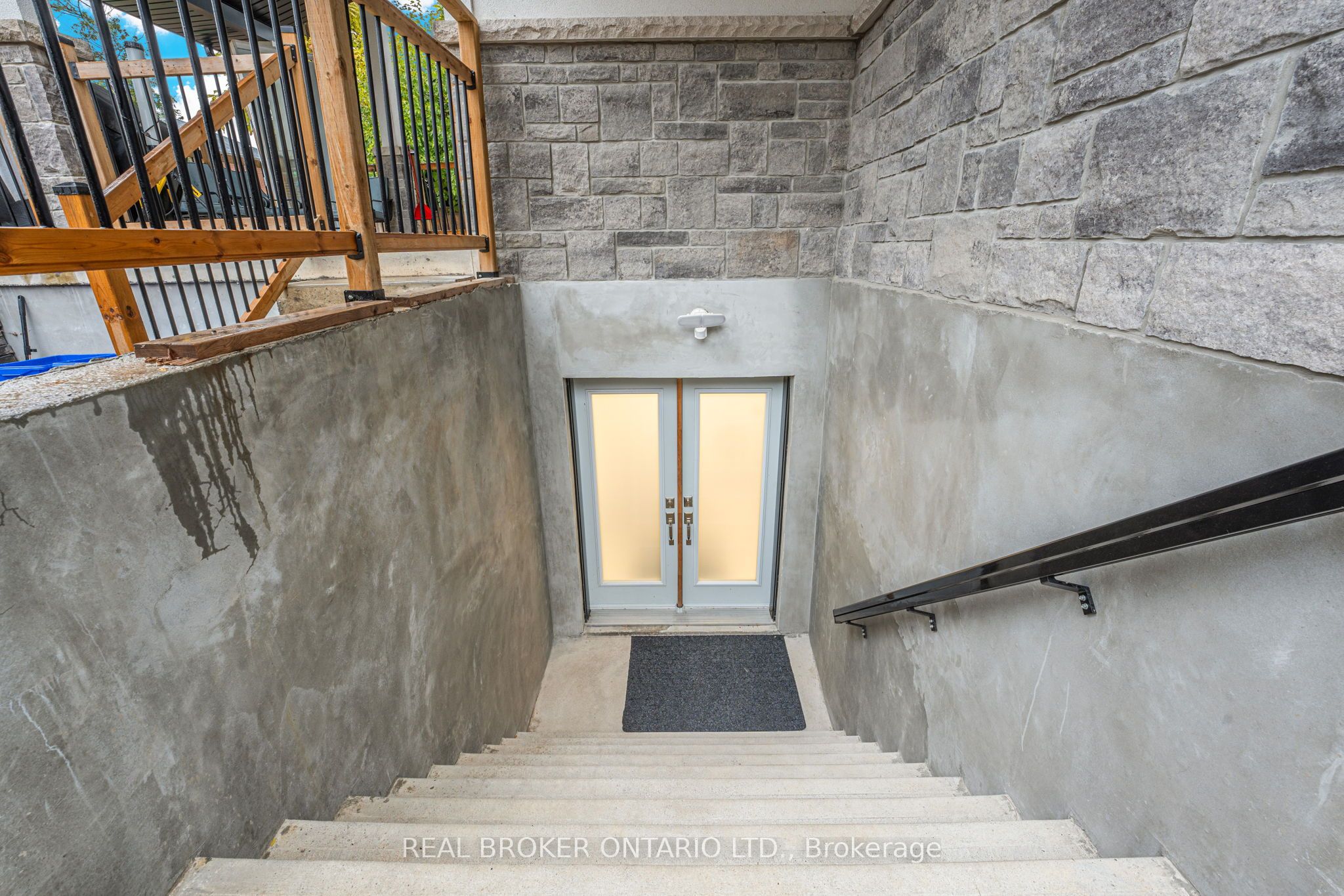 330 Maple Avenue BSMT