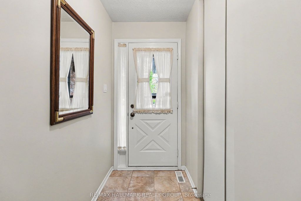 Photo of 712 Morewood Crescent, Orleans - Cumberland and Area, ON K4A 2P8 (MLS # X13141452)