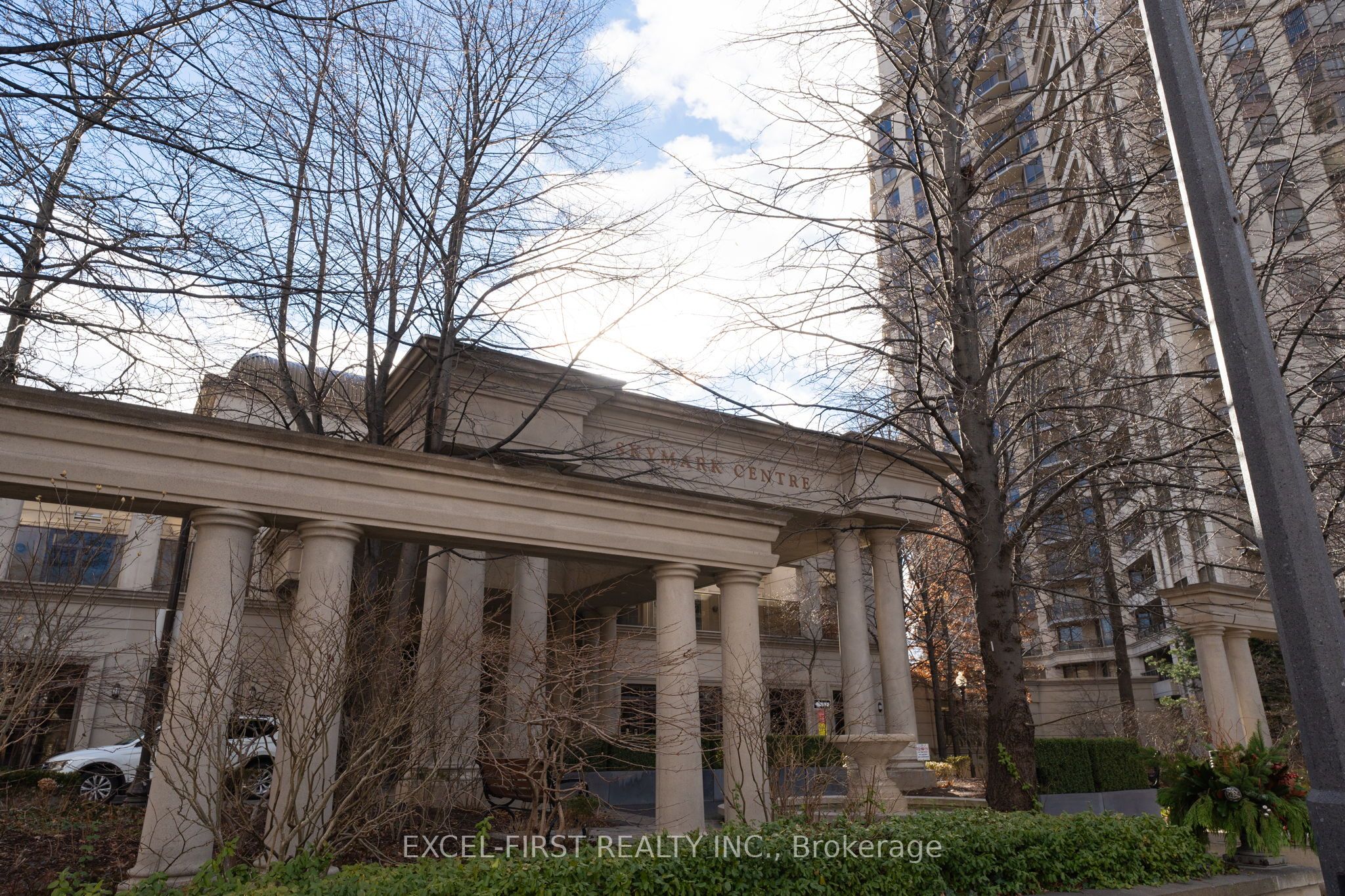 80 Harrison Garden Boulevard 2718