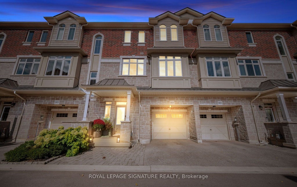 Photo of 2023 Deerview Common, Oakville, ON L6M 0Y2 (MLS # W13831916)