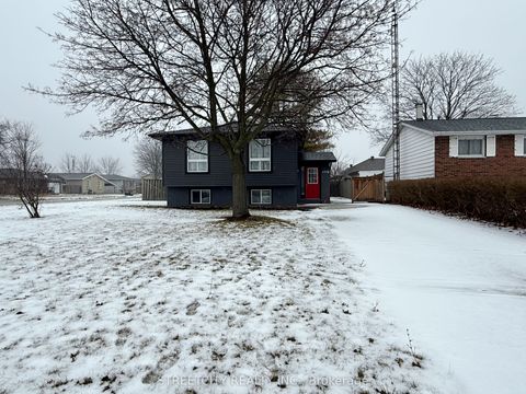 Photo of 1578 Councillors Street, St. Clair, ON N0N 1H0 (MLS # X12675688)