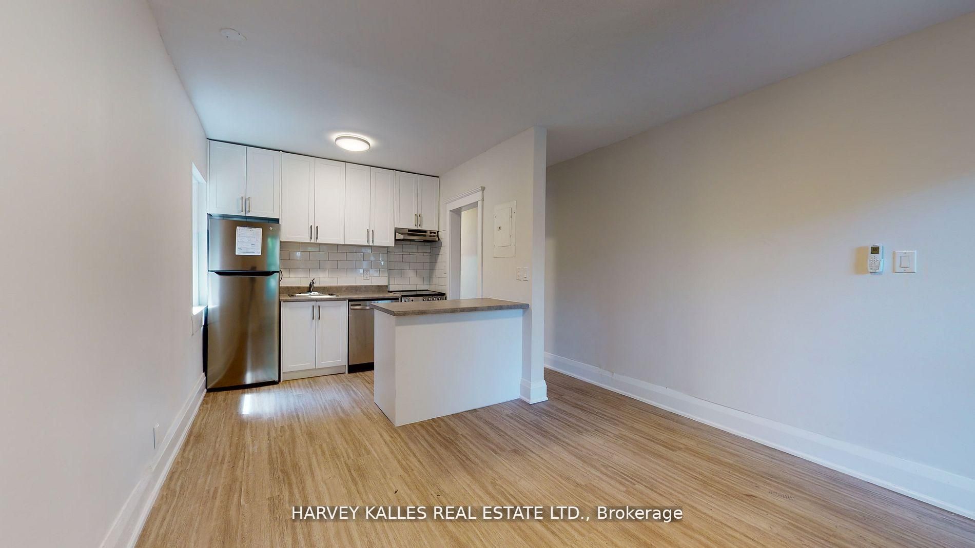 1065 Bathurst Street 1