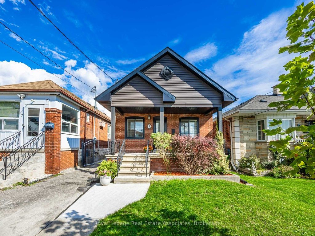 Photo of 5 Little Boulevard, Toronto, ON M6E 4N1 (MLS # W12460974)