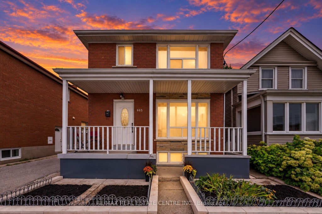 Photo of 665 Jane Street, Toronto, ON M6N 4A6 (MLS # W13847086)