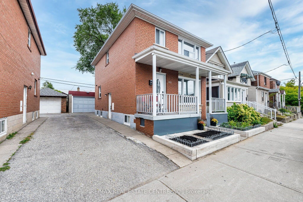 Photo of 665 Jane Street, Toronto, ON M6N 4A6 (MLS # W13847086)