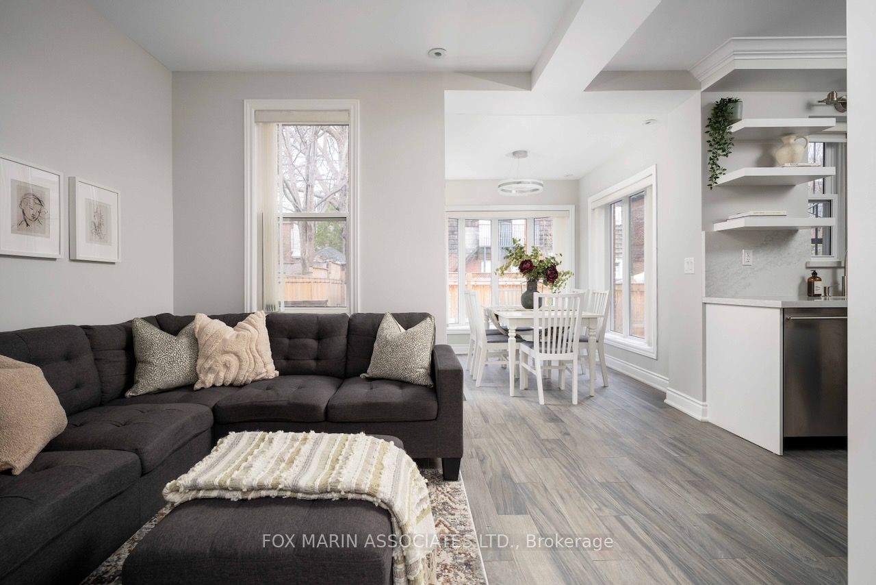 8 Springhurst Avenue