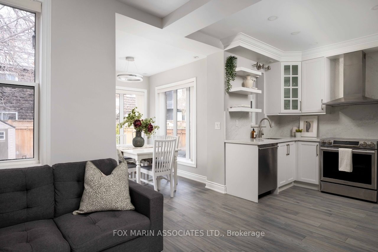 8 Springhurst Avenue