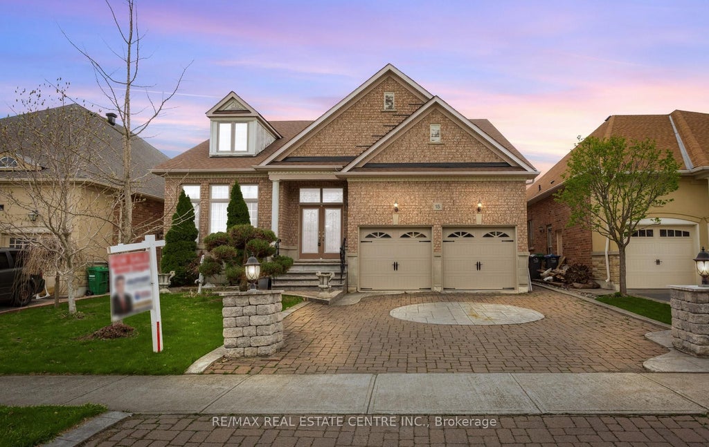 Photo of 15 Concorde Drive, Brampton, ON L6P 1V3 (MLS # W13749420)