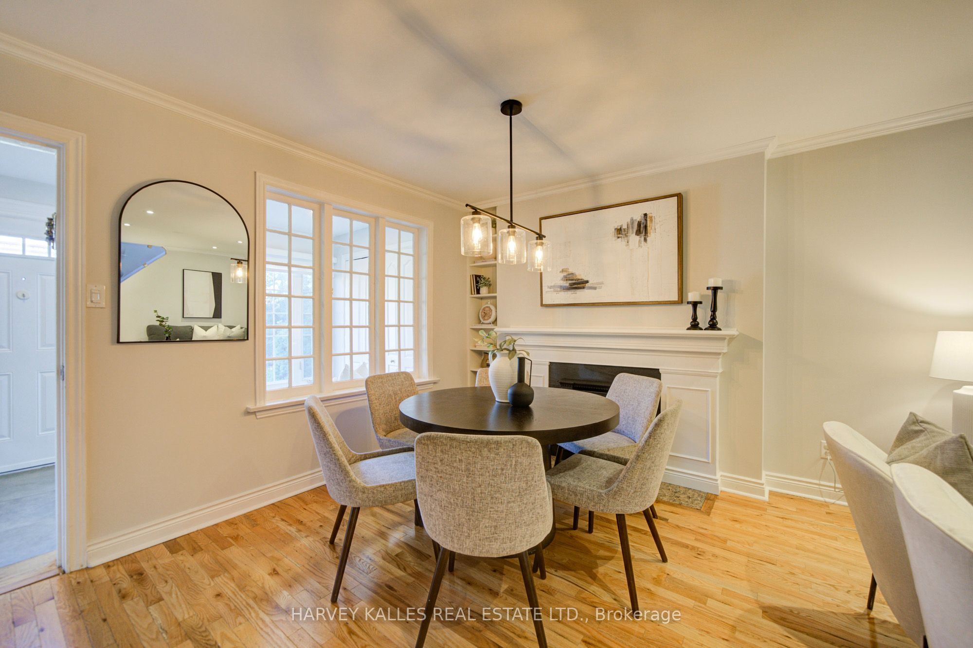 34 Kenwood Avenue