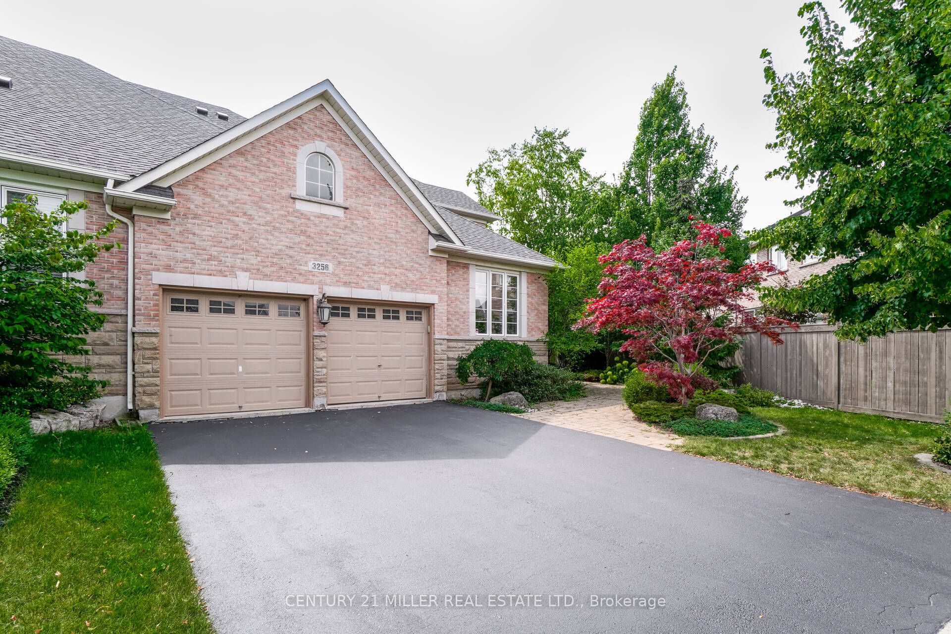 3256 Epworth Crescent